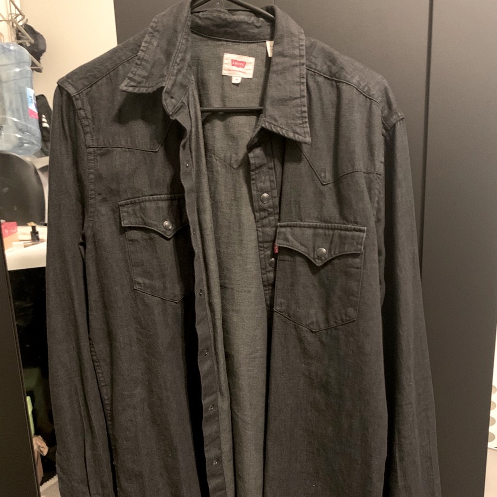 Levi’s button down shirt